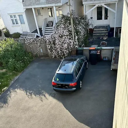 Sjarmerende Og Sentralt Beliggende Med Stor Ballkong Pa Storhaug - Perfekt Sommerleie! * Stavanger